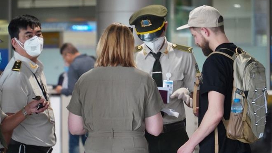 Additional conditions for passengers entering Vietnam